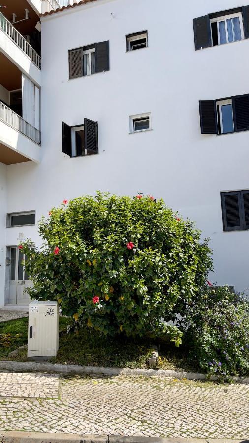 Ferienwohnung Apartamento T2 Com Terraco Grande Quarteira Exterior foto